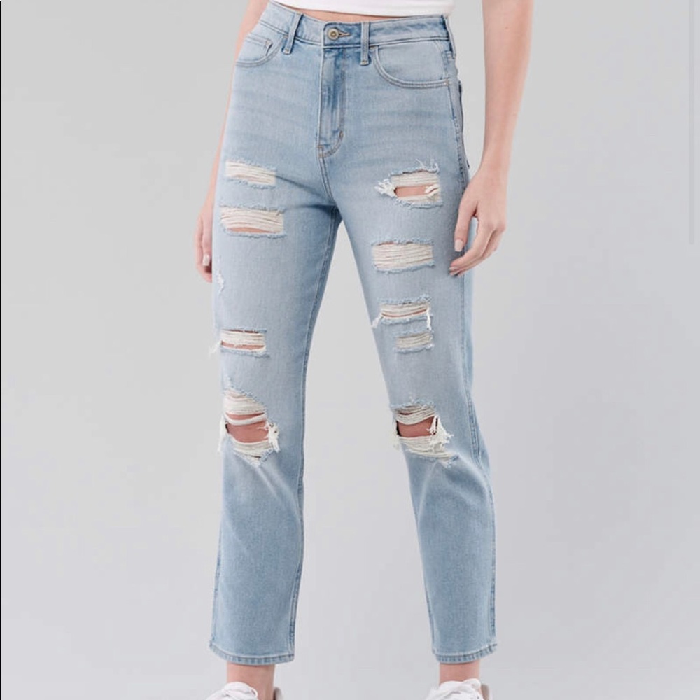Ultra High Rise Mom Jeans